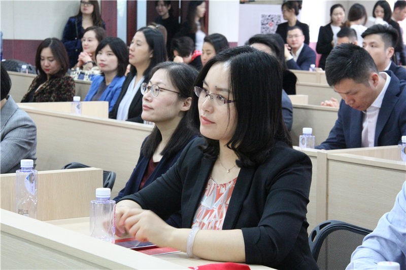法國蒙彼利埃大學(xué)開學(xué)典禮現(xiàn)場活動圖集